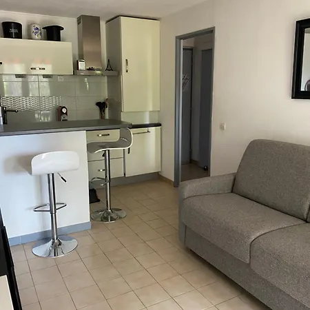 T2 Rez De Jardin 300m De Beaucours Sur Sanary-sur-Mer