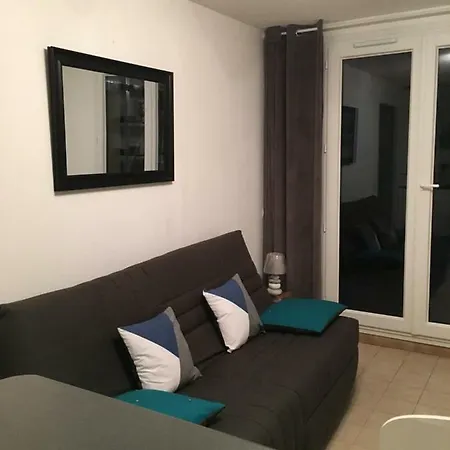 T2 Rez De Jardin 300m De Beaucours Sur Apartment