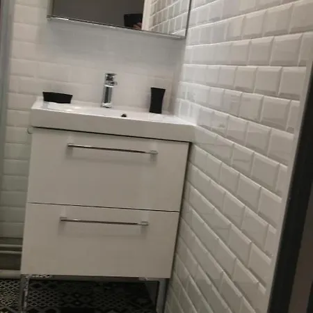 Apartment T2 Rez De Jardin 300m De Beaucours Sur