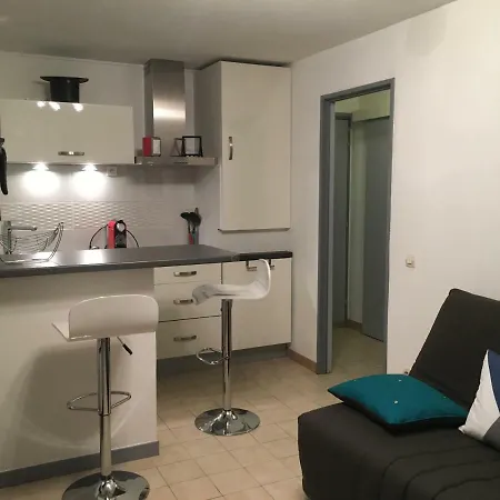 T2 Rez De Jardin 300m De Beaucours Sur *
